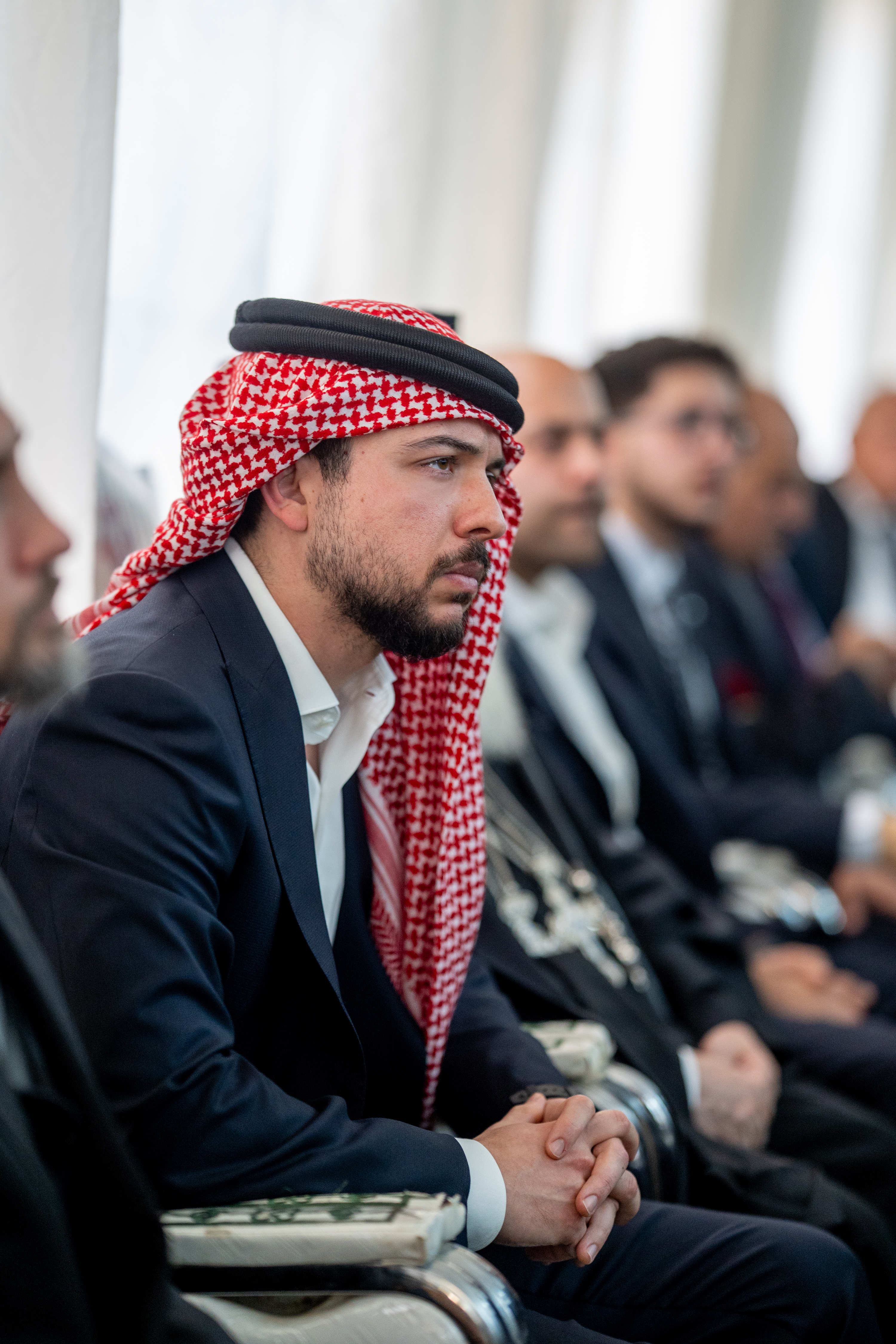ولي العهد يعزي ذوي شهداء الهجوم الإرهابي على كنيسة بالكرك