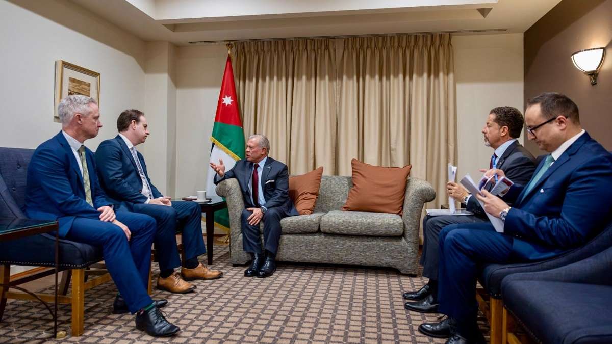 الملك يجتمع في أستراليا بممثلي جمعية شركات التعدين والاستكشاف