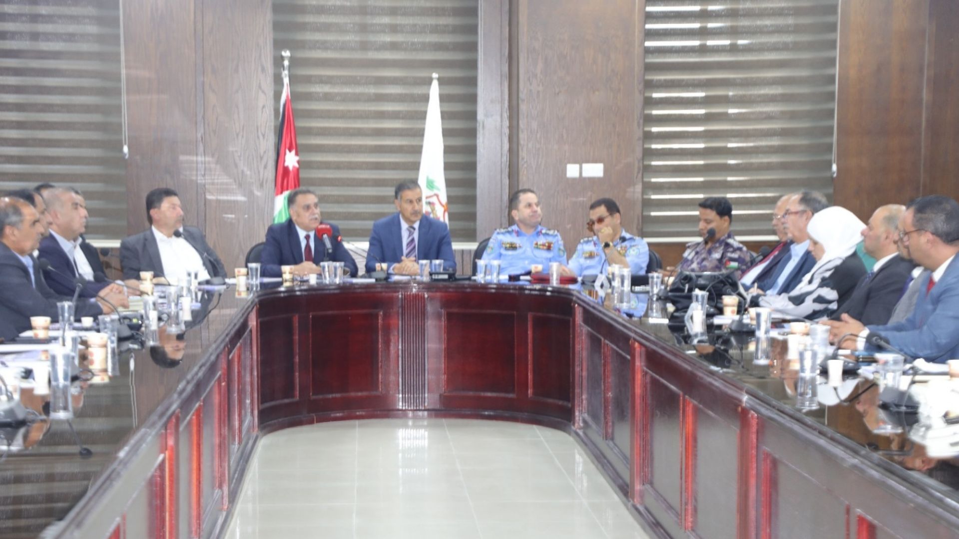 اجتماع في البلقاء يبحث سبل إنجاح التعداد العام للسكان والمساكن 2026