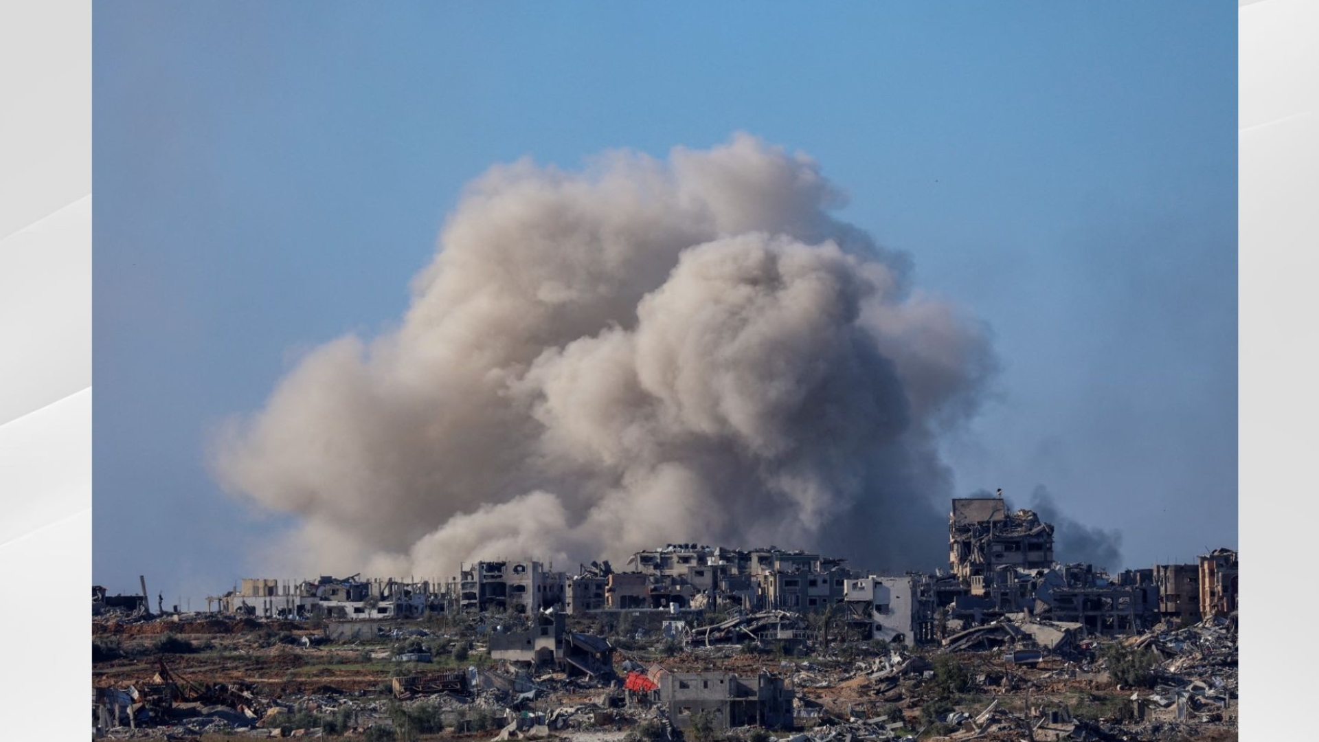 استشهاد فلسطيني جراء استهداف الاحتلال وسط قطاع غزة
