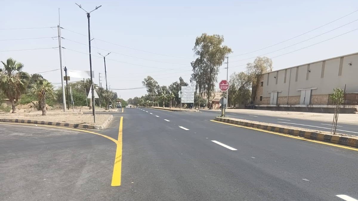 الأشغال: إنجاز صيانة أجزاء بطريق دير علا ومثلث المصري