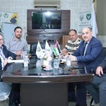 "المدربين العرب" يبحث الشراكة مع بيرسون الدولية
