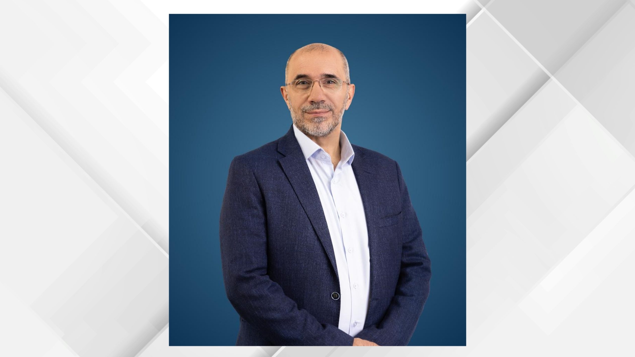 تجارة عمان: شمول النقل السياحي المتخصص بالدعم الحكومي يعزز استدامة القطاع