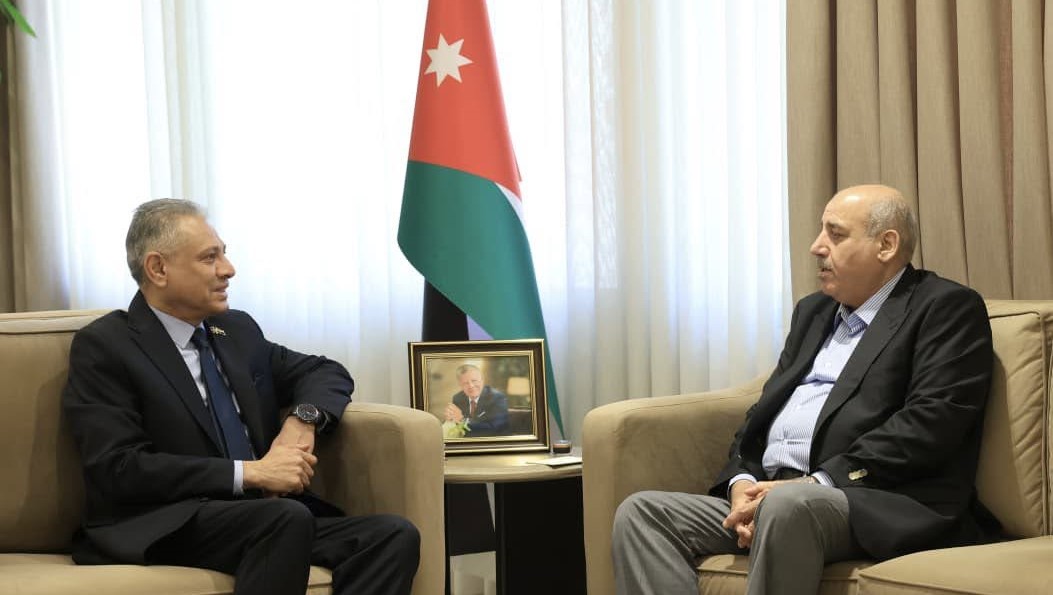 رئيس النواب يبحث والسفير اليمني التعاون المشترك