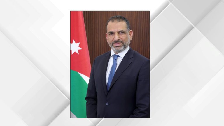 رجال الأعمال: عيد الجلوس يجسد مسيرة إنجاز عززت مكانة المملكة الاقتصادية