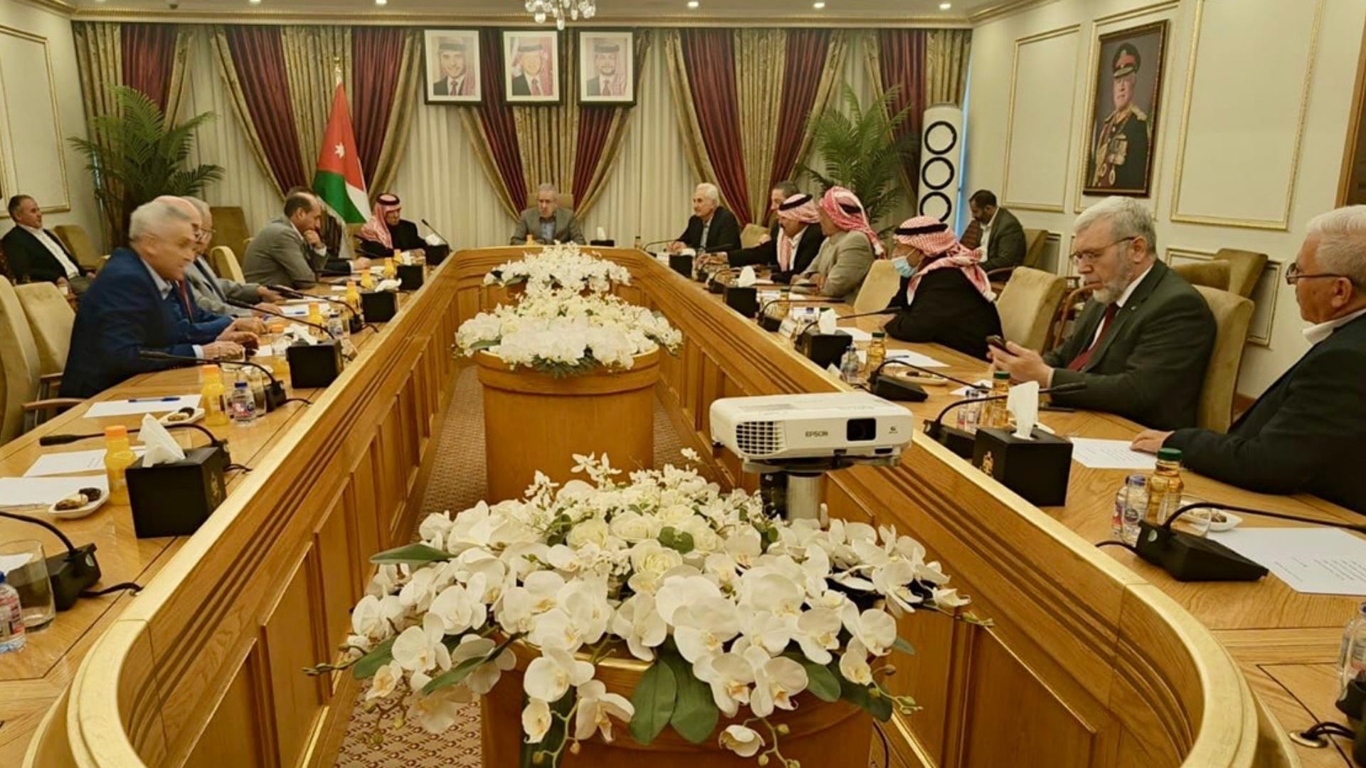 "زراعة الأعيان" تبحث أولويات الوزارة وخططها المستقبلية