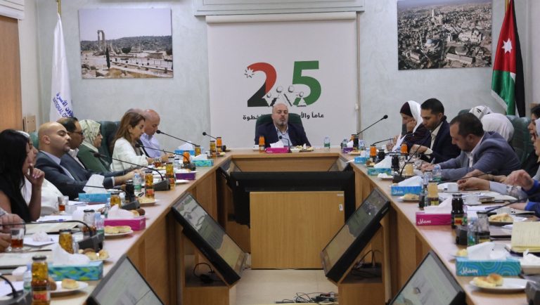 شؤون الأسرة يطلق دراسة حول الإساءة لكبار السن