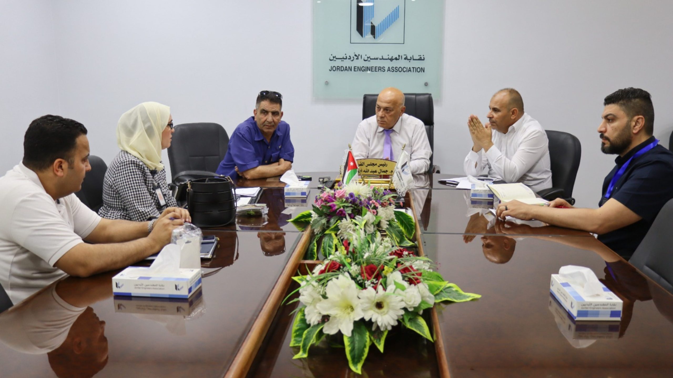 نقابة المهندسين في الزرقاء ومديرية العمل تبحثان توفير فرص التشغيل