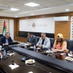 وزير الاستثمار يبحث مع وفد من حزب التغيير البيئة الاستثمارية والمشاريع الاستراتيجية