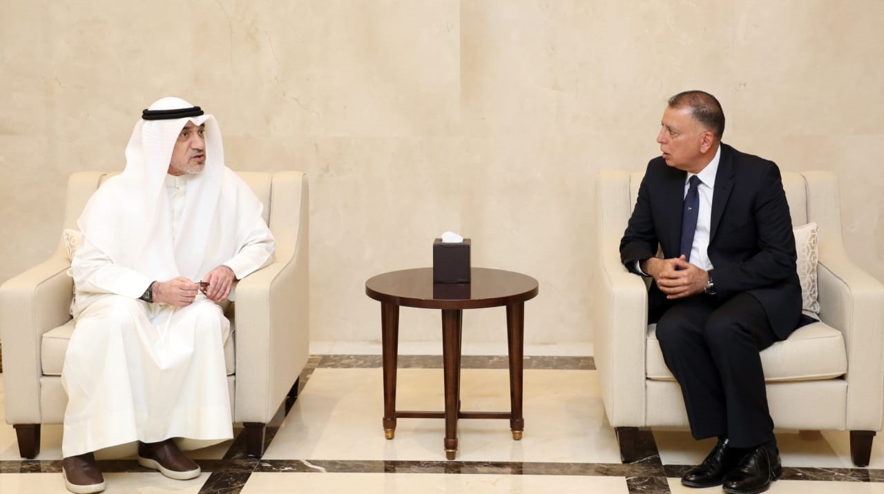 وزير الداخلية يبحث ونظيره الكويتي تعزيز التعاون الأمني المشترك