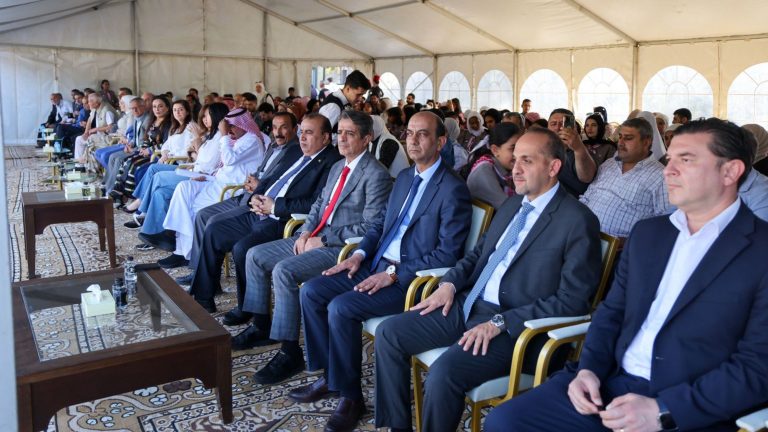 وزير الشباب يرعى احتفال مديرية شباب العاصمة بعيد الاستقلال