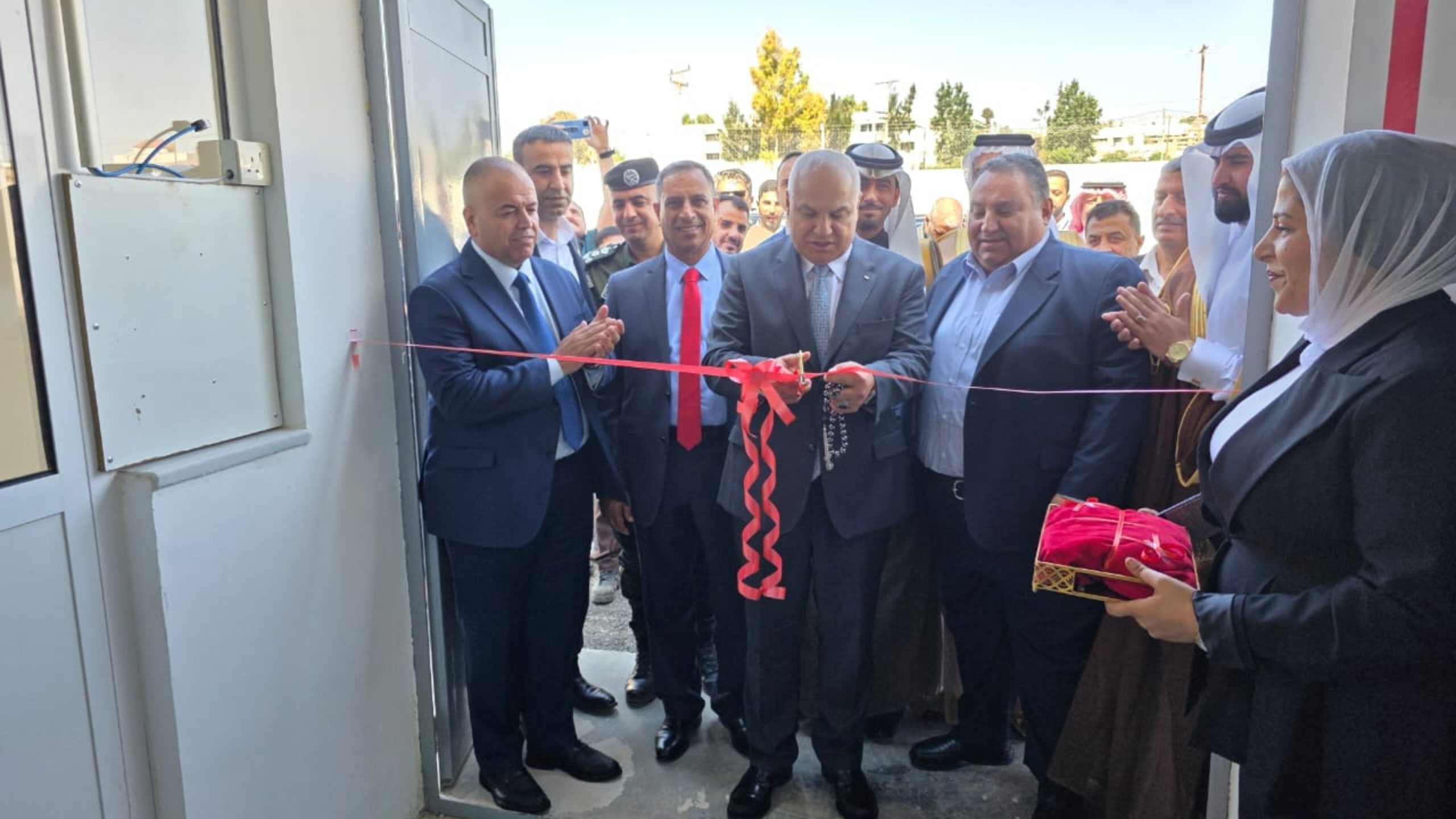 وزير العمل يفتتح توسعة فرع إنتاجي في مغير السرحان