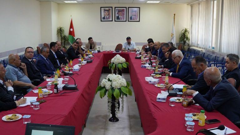 الجامعة الهاشمية تُدرج المهارات الرقمية والذكاء الاصطناعي ضمن متطلبات التخرج