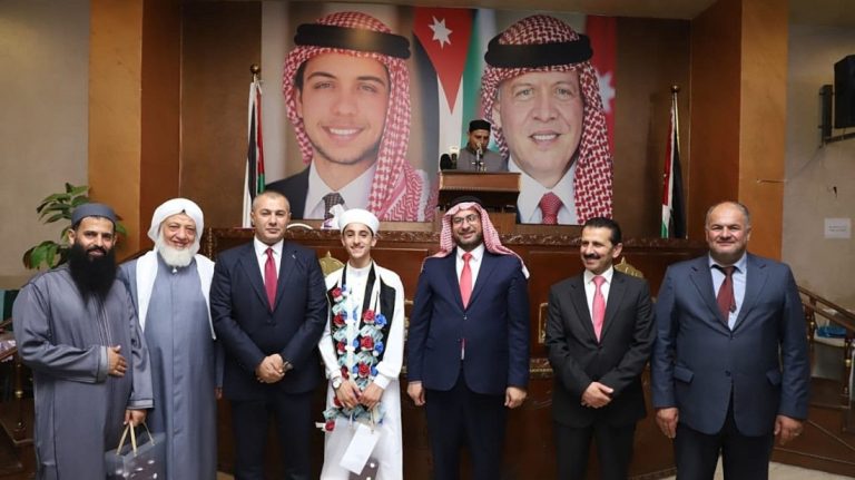 أمين عام الأوقاف يؤكد أهمية تكريم حفظة القرآن الكريم