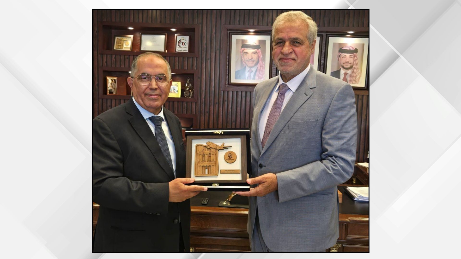 "الطيران المدني" تبحث مع المنظمة العربية للطيران تعزيز التعاون المشترك
