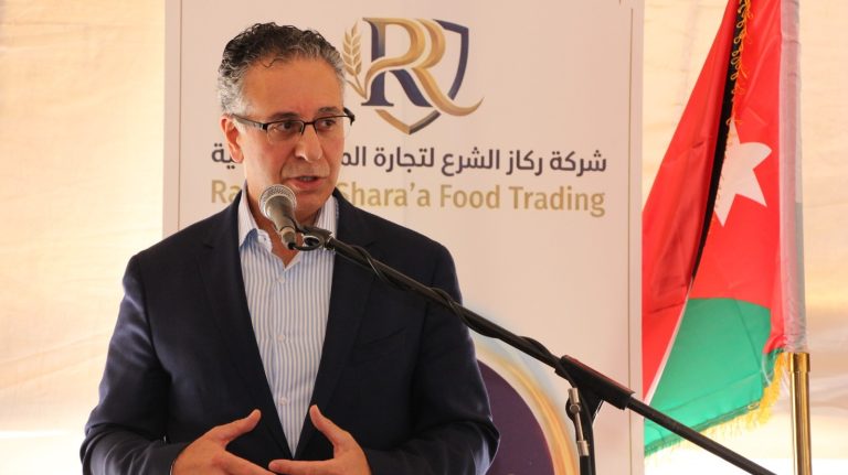 تراجع أسعار الذهب مع ارتفاع مؤشر الدولار عالميا