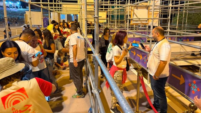 زوار مهرجان جرش يشيدون بالمستوى التنظيمي للفعاليات