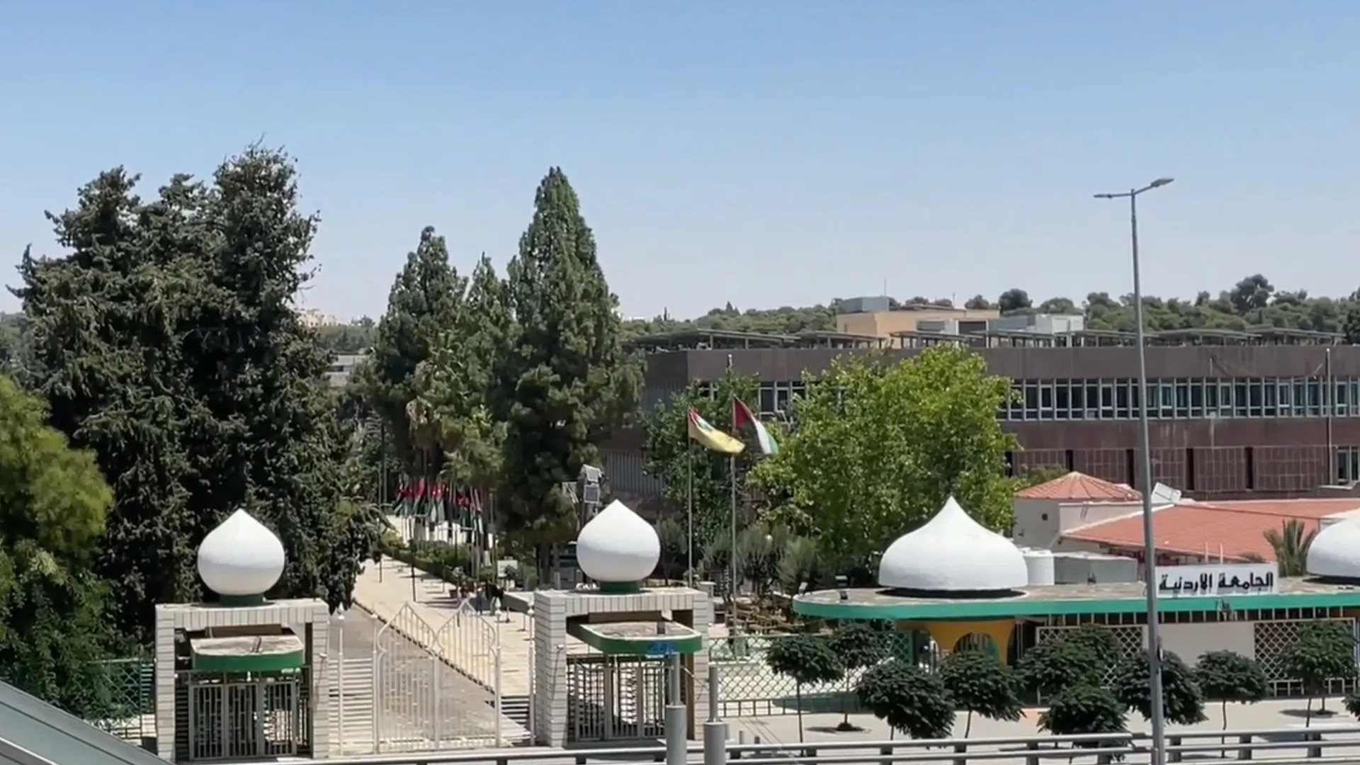 رئيس الجامعة الأردنية: الجامعات تركز على إعداد الطلبة لسوق العمل