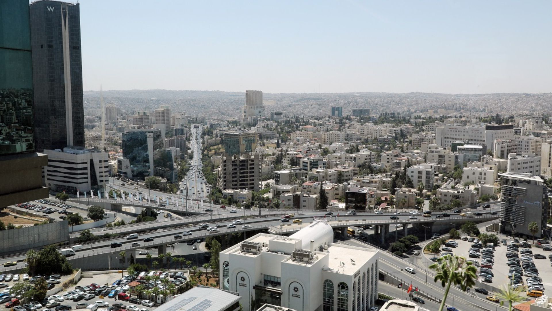 فاعليات اقتصادية باربد: تعديلات الإقامة والجنسية تدعم جذب الاستثمارات النوعية