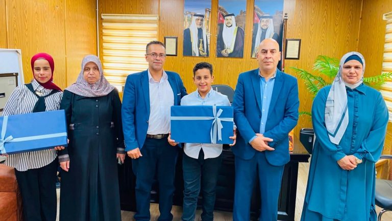 طالبان من الطفيلة يحصدان المركزين الأولين على مستوى المملكة بمنصة "درسل"