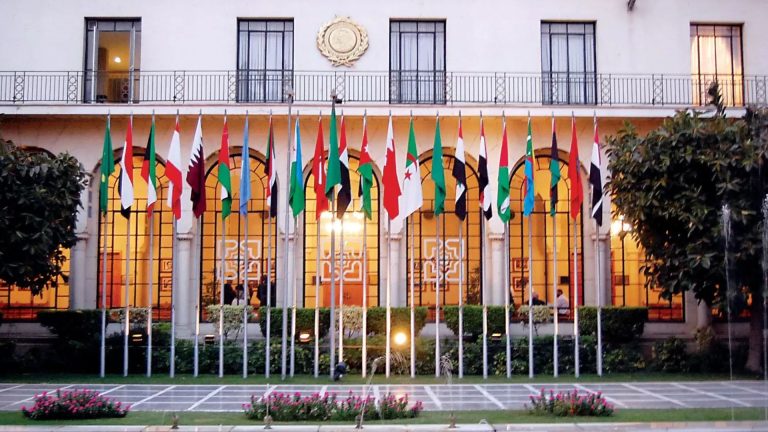 الجامعة العربية تحذر من عواقب اقتحامات المتطرفين الإسرائيليين للمسجد الأقصى