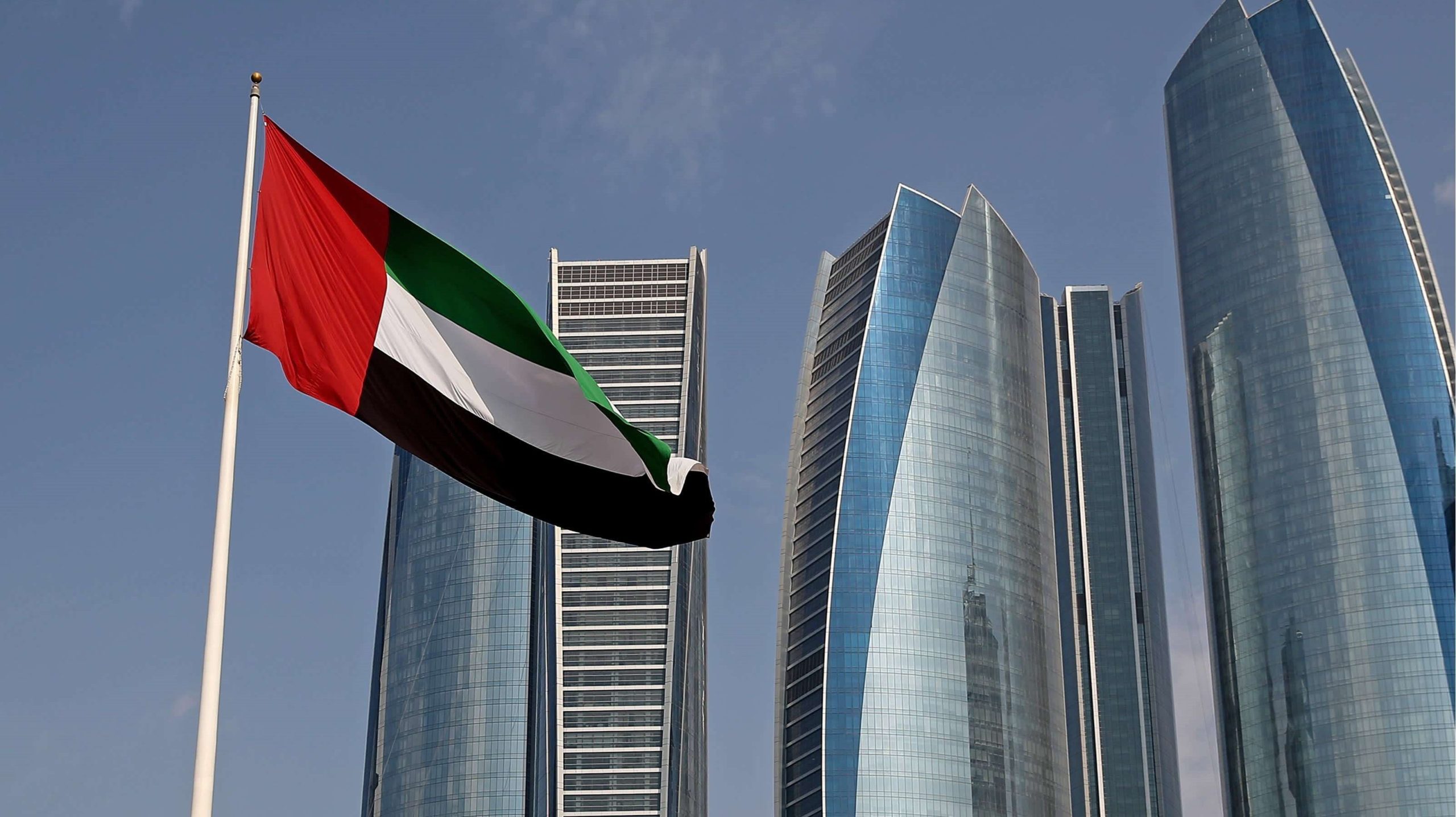 الإمارات تدين الهجمات الإيرانية على البحرين والكويت