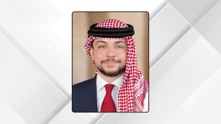 ولي العهد يؤدي اليمين الدستورية نائبا للملك