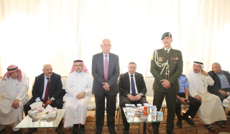 الديوان الملكي يعزي عشيرة أبو موسى العليقات (صور)