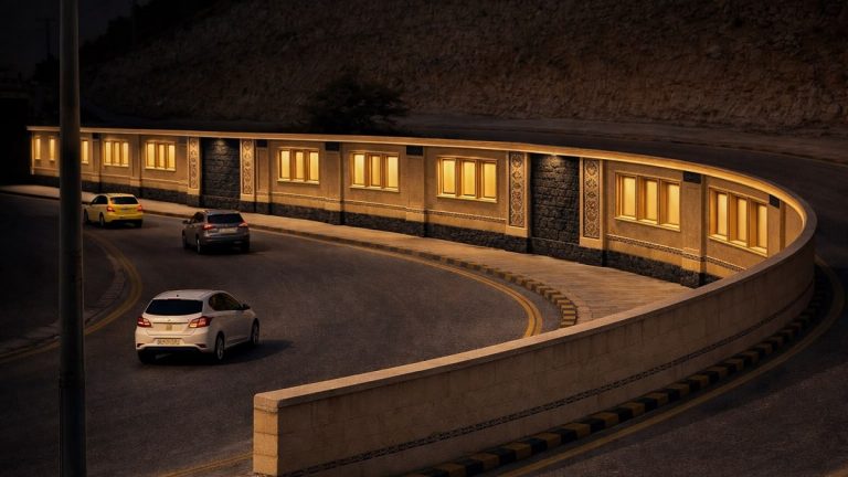 بلدية السلط تنفذ واجهة معمارية مستوحاة من التراث على مدخل المدينة