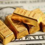 استقرار الذهب والنفط وانخفاض الدولار عالميا