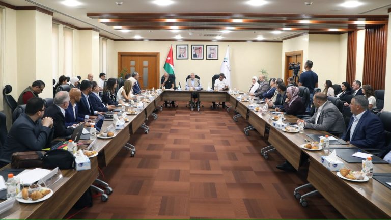 إطلاق منصة النافذة الواحدة لمشروع الناقل الوطني في العقبة