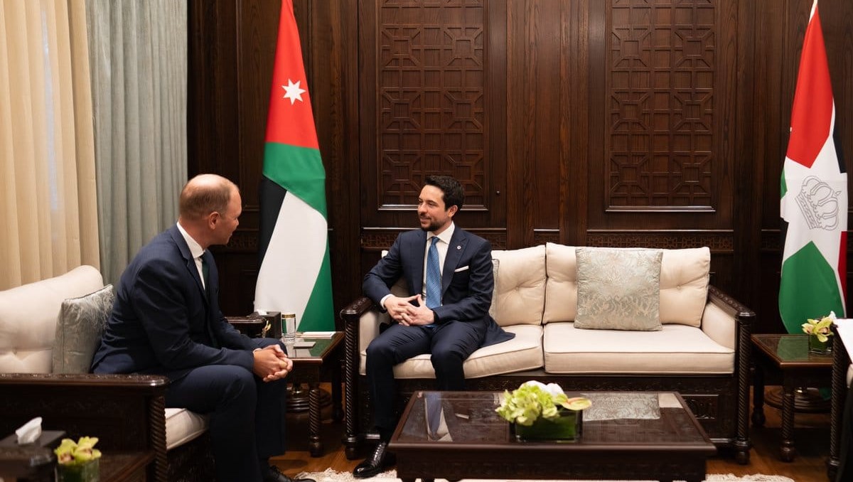 ولي العهد يستقبل وزير الدولة في وزارة الدفاع الألمانية