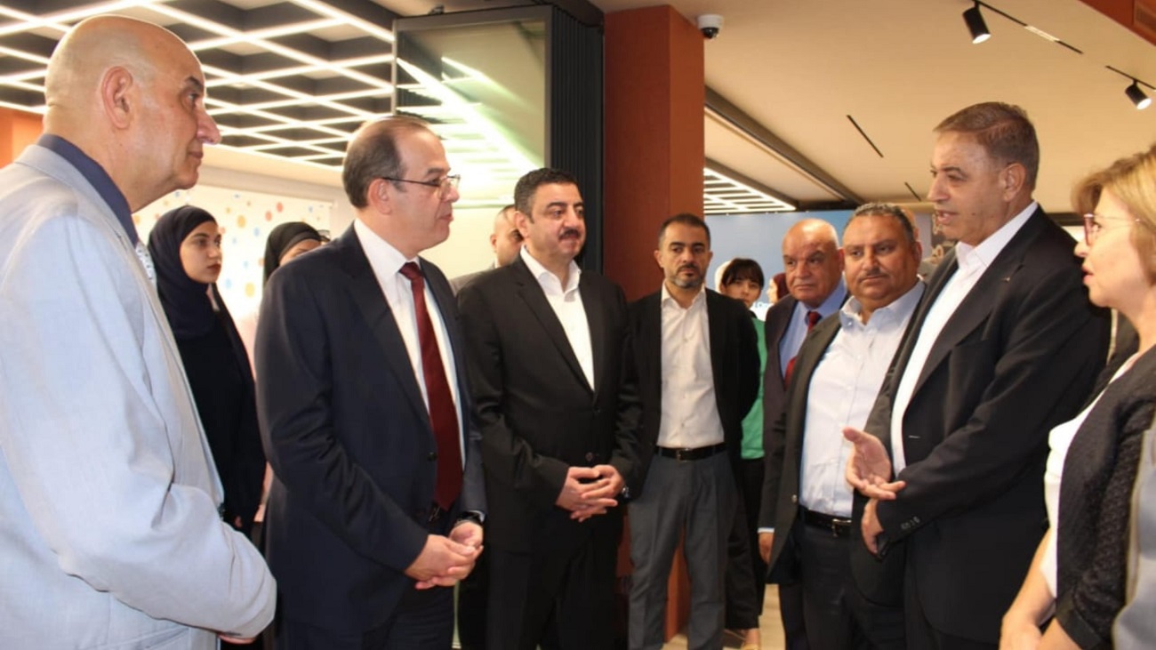 وزير الاقتصاد الرقمي يفتتح المركز التكنولوجي منصة الشمال في اربد