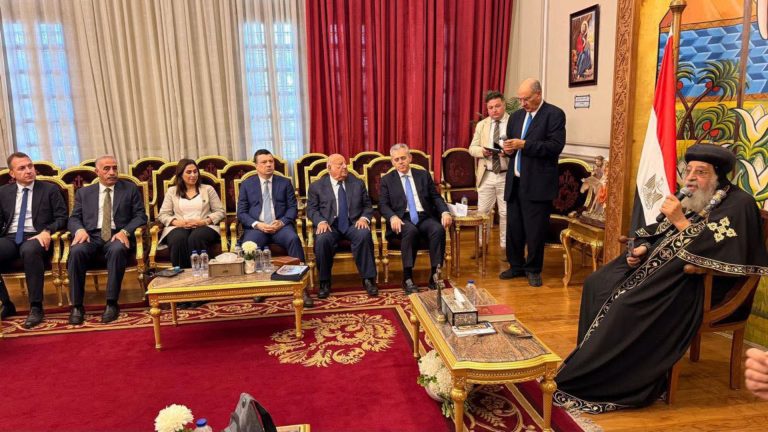 النائب حداد يبحث تعزيز السياحة الدينية بين الأردن ومصر