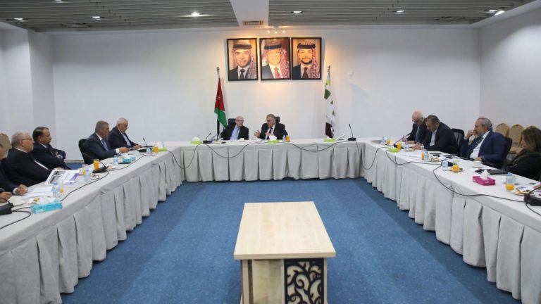 "خدمات الأعيان" تزور أمانة عمان وتبحث خططها ومشاريعها المستقبلية