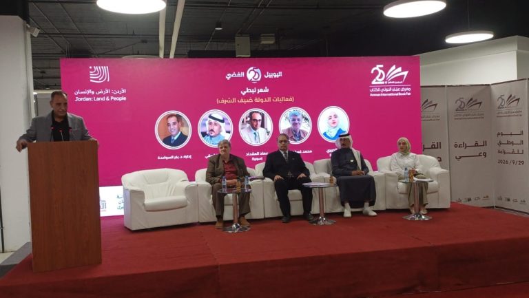 شعراء سوريون ينسجون قصائد في الاماكن