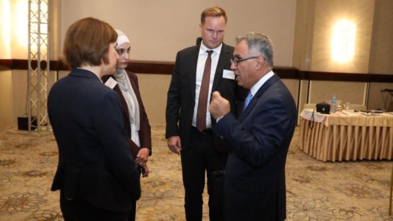 إطلاق مشروع "النقد مقابل الخدمات الخضراء" لدعم البلديات