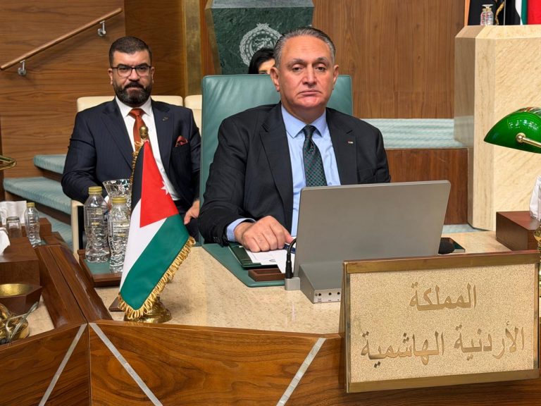 وزير البيئة: استدامة المراعي مسؤولية وطنية وعربية لتعزيز الأمن الغذائي