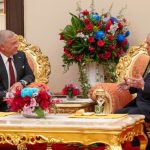 الملك يستهل زيارة الدولة إلى ماليزيا بعقد مباحثات مع العاهل الماليزي بكوالالمبور