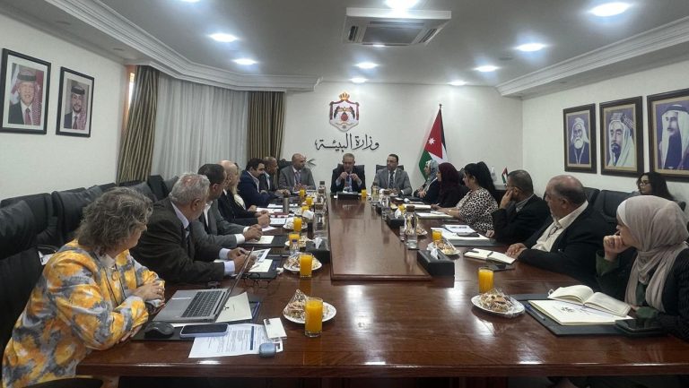 البيئة: تنفيذاً لرؤية التحديث الاقتصادي. بدء تحديث خطط النمو الأخضر للمرحلة الثانية لـ 6 قطاعات