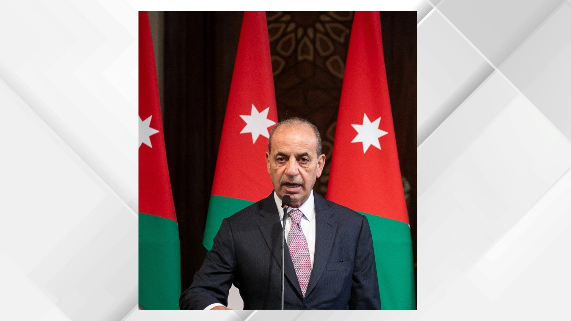 نائب رئيس الوزراء يوجه البلديات للتعامل بكفاءة مع حالة عدم استقرار جوي
