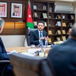 ولي العهد يزور وزارة العدل ويؤكد أهمية مواصلة تطوير خدماتها لتسهيل الإجراءات القضائية وخدمة المواطنين