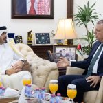 وزير الداخلية ونظيره القطري يبحثان التعاون المشترك