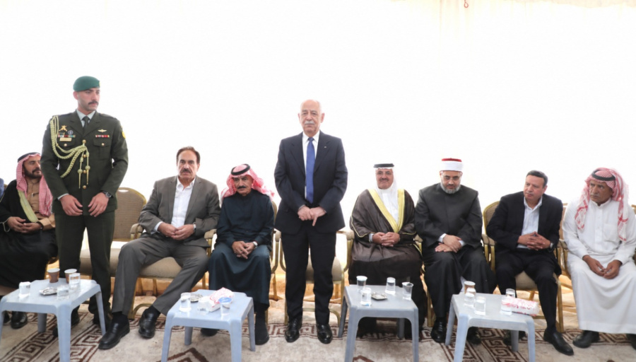 الديوان الملكي يعزي عشيرتي الفايز والبطاينة